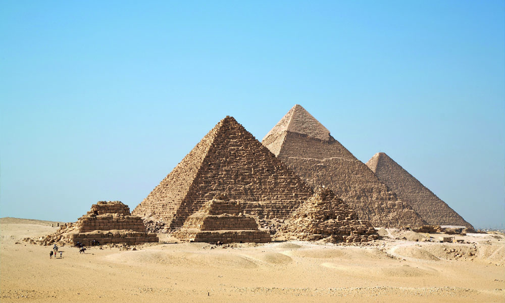 Zonsondergang bij de piramides van Gizeh