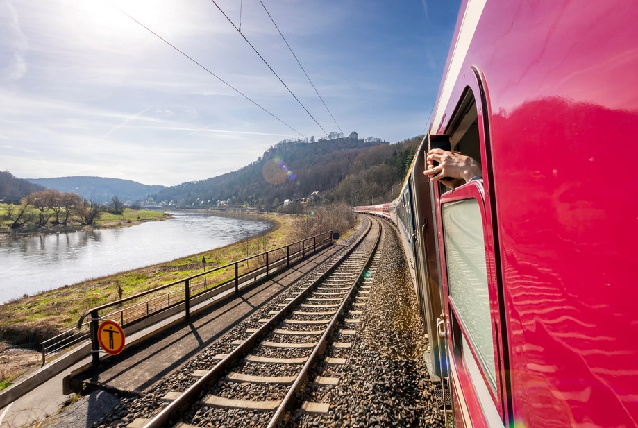 Ontsnap aan de drukte en reis ontspannen met de trein naar prachtige vakantiebestemmingen in heel Europa